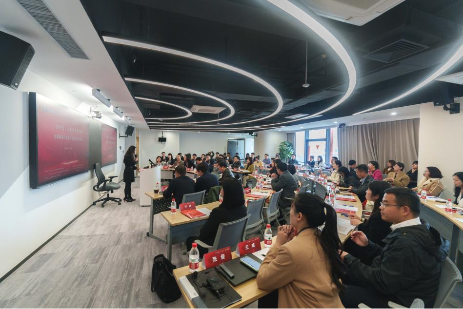 上財?shù)嗡呓?| 新興金融如何支持產(chǎn)業(yè)升級？DAFI金講堂第四期舉辦